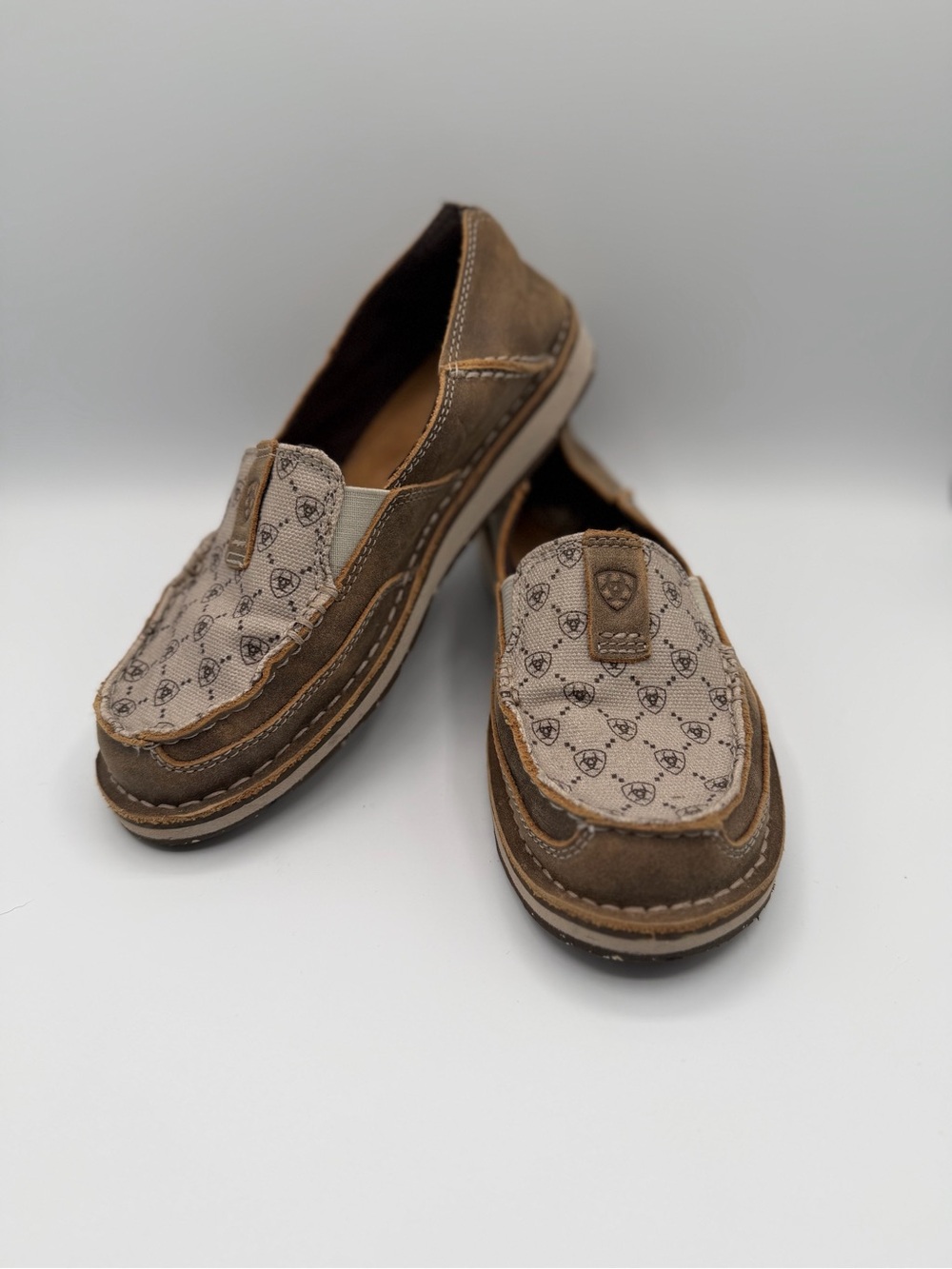 Ariat Women's Brown and Beige Slip-On Mules